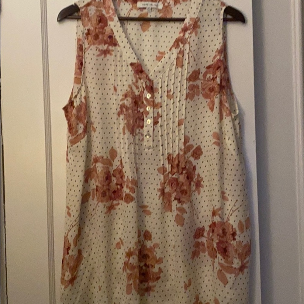 Sleeveless Flowing Blouse